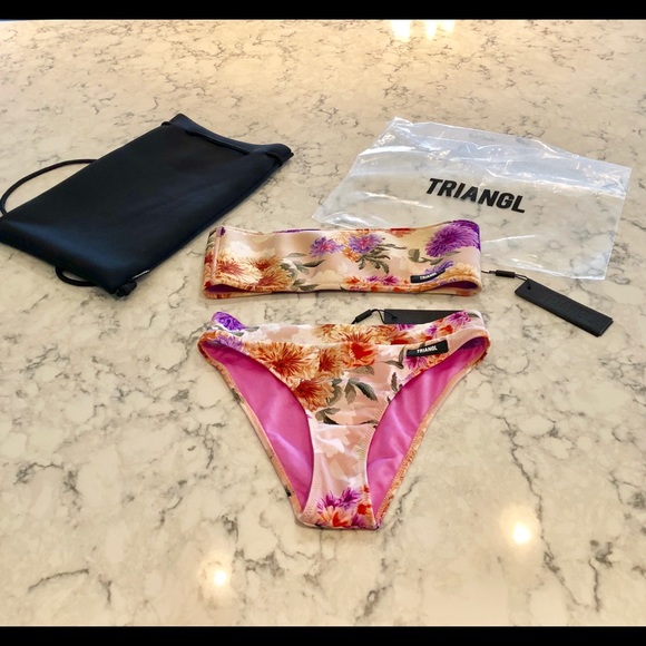 NWT Triangl Savina Set - medium - Picture 2 of 2